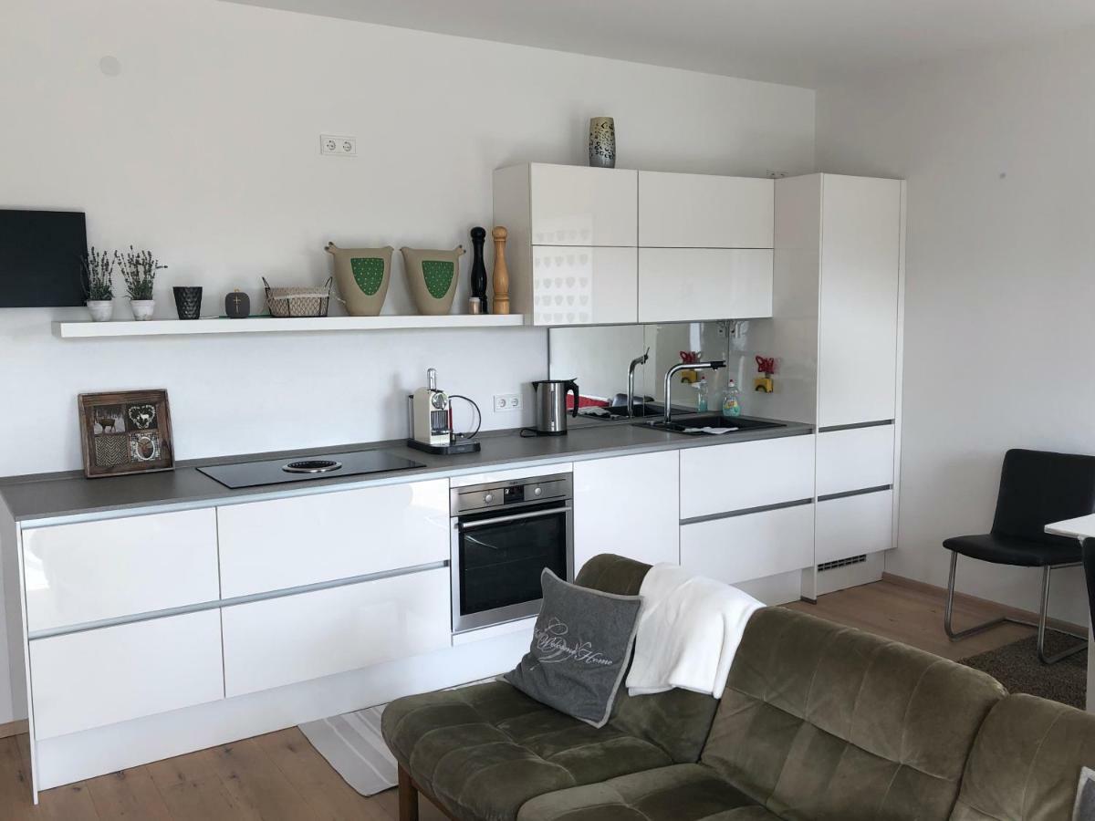 Ferienwohnung Burgenblick Mit Blick Auf Riedenburg Exteriör bild
